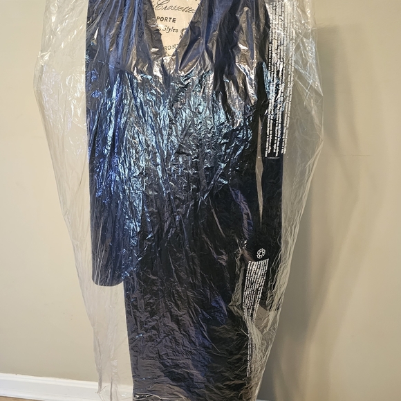 BREATHTAKING!! SIMPLY STUNNING BLUE DRESS!! 💙 💙 💙 - Picture 10 of 11